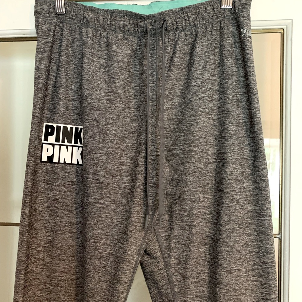 PINK Ultimate Yoga Pants - Picture 2 of 6